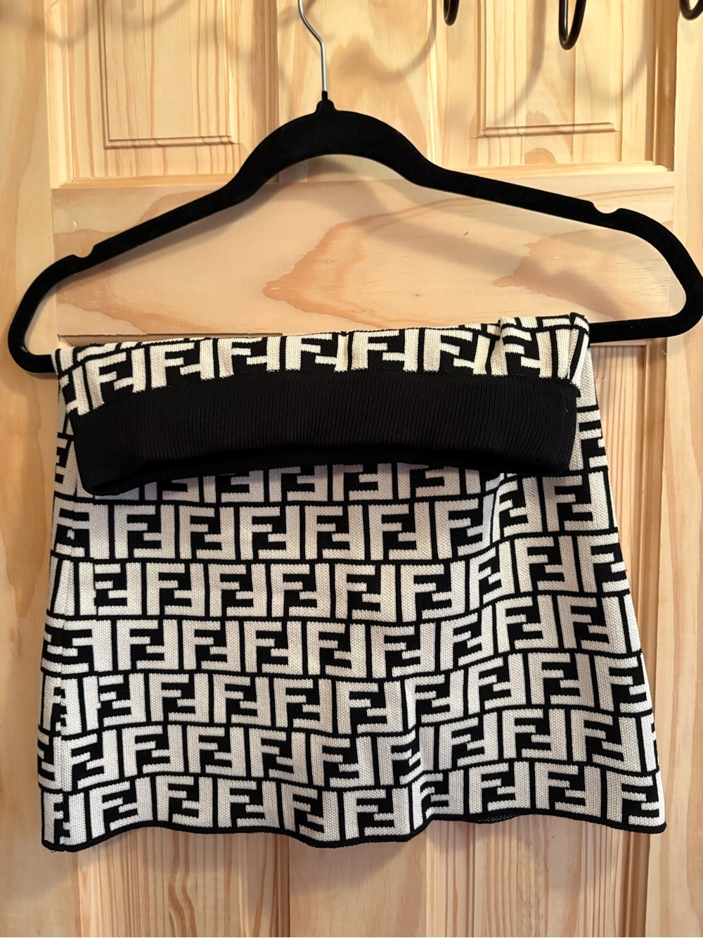 FASHION Black & White Logo Knit Tank and Mini Skirt set - Picture 6 of 6